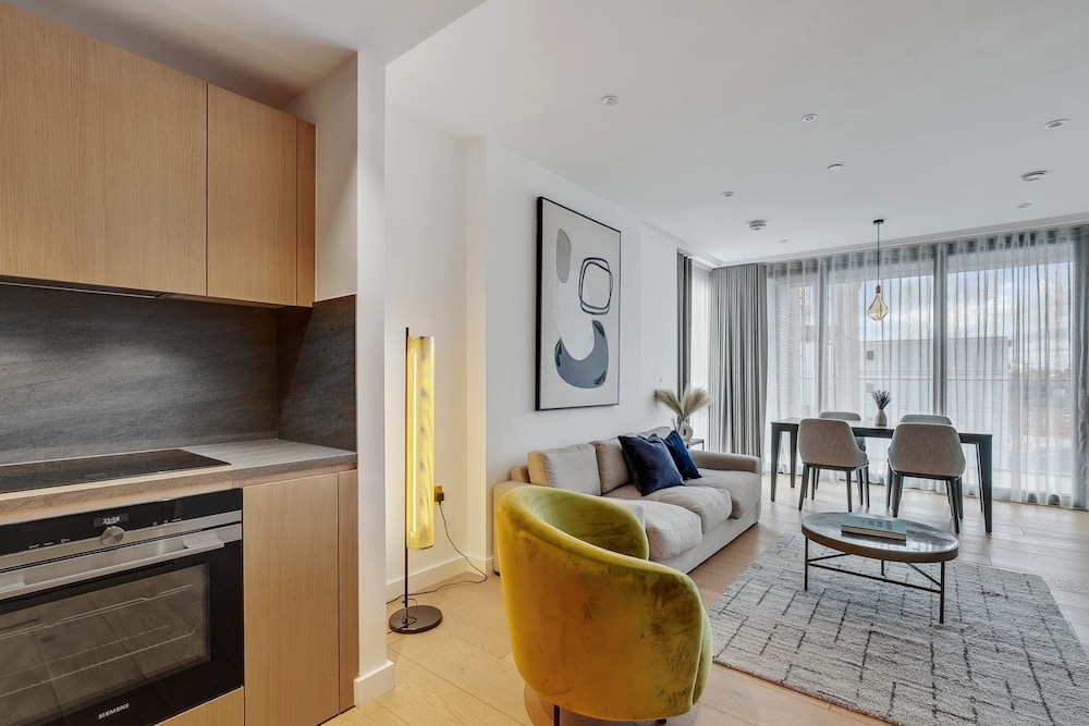 Timeless London Charm