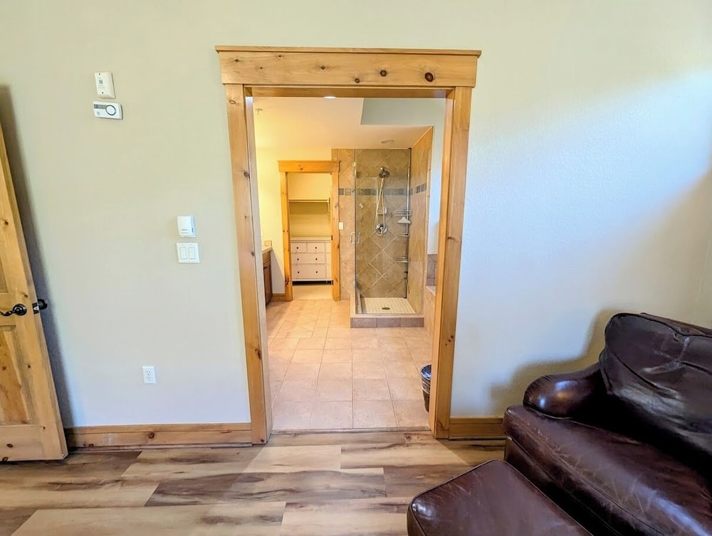 Settlers Creek 6521