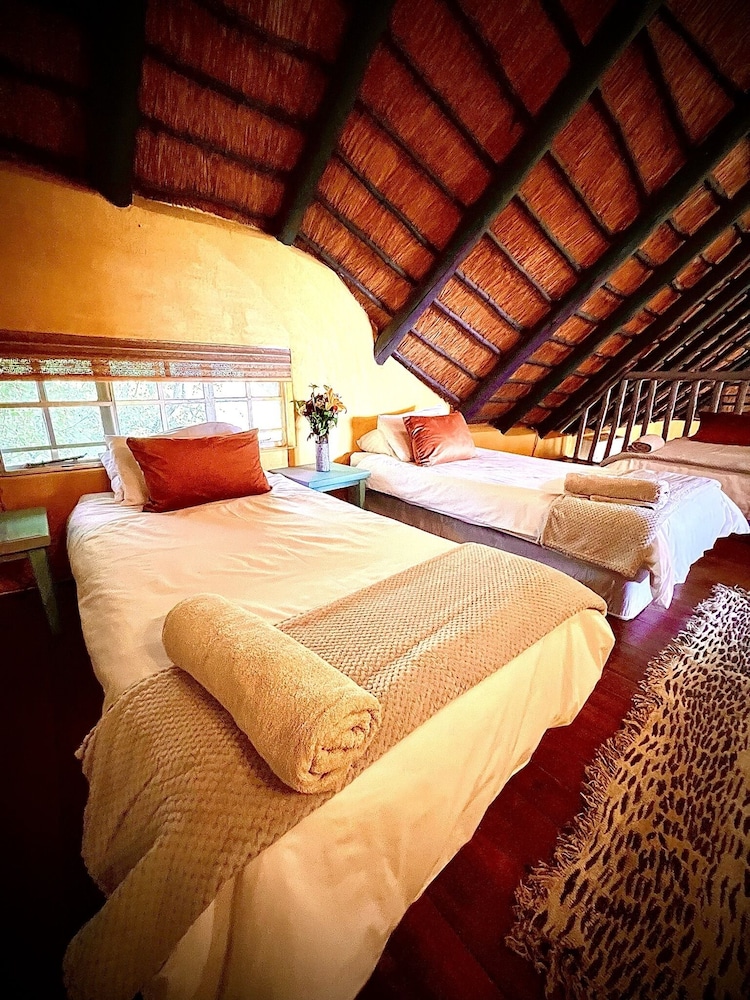 Manzini Swazi King Chalets