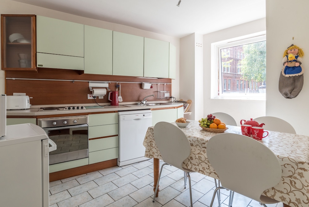 A Place Like Home - Comfortable South Kensington Apartment