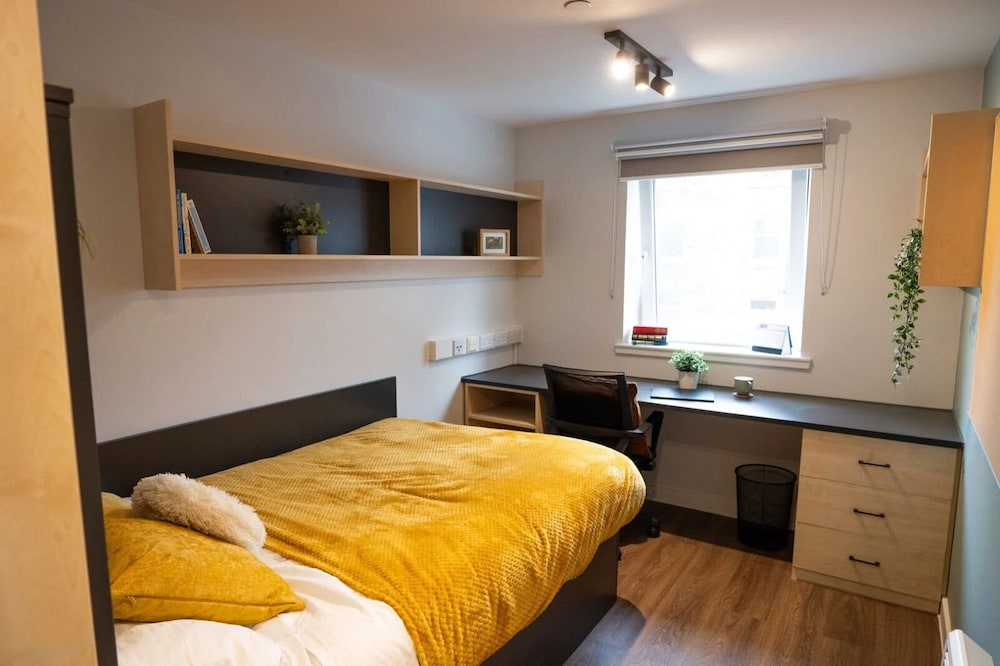 For Students Only Portsburgh Court Edinburgh
