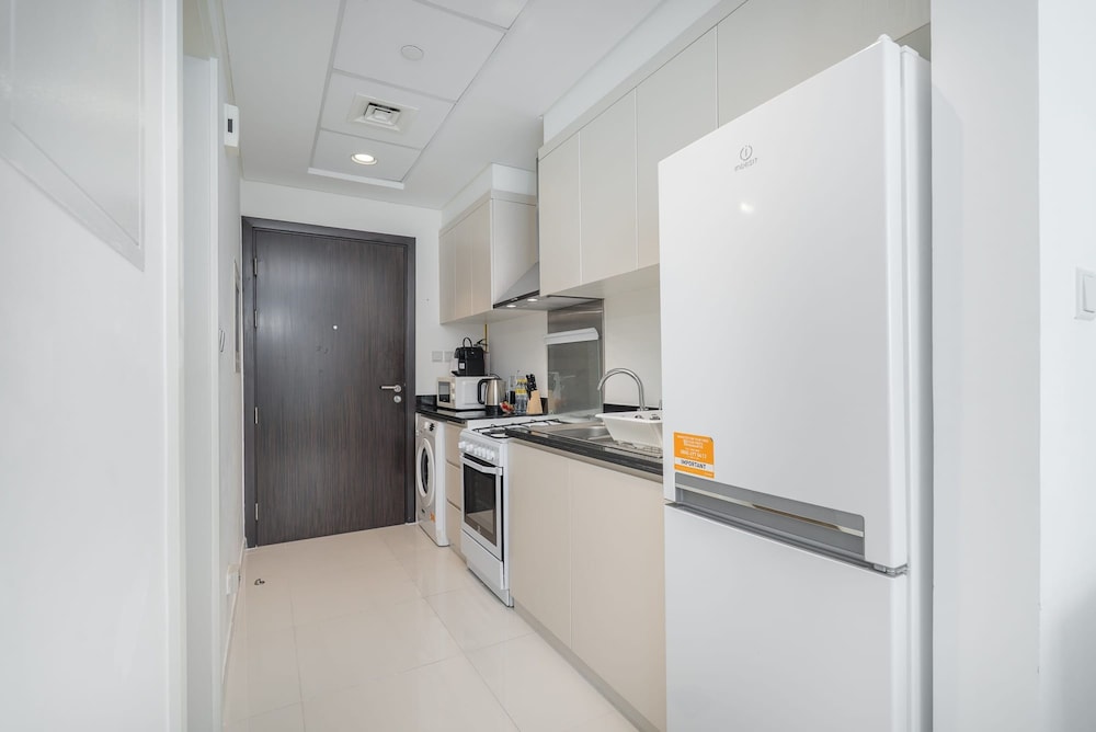 Majestic Studio in Damac Carson C
