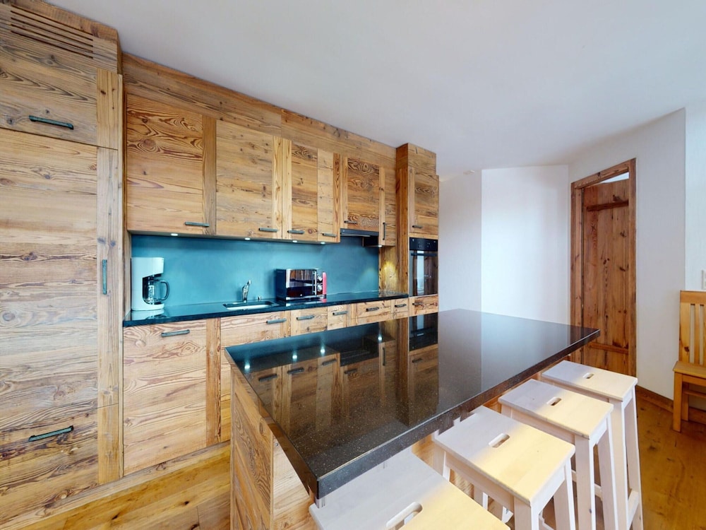 Apartment in Ski In Ski Out Location