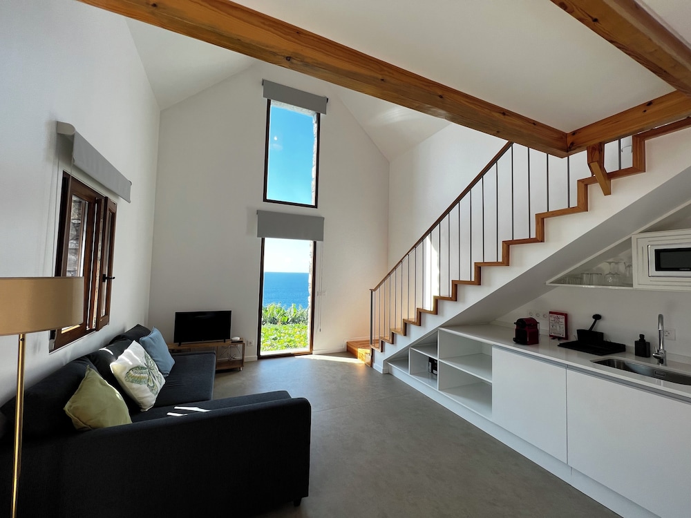 CASAS DO LARANJO- Cottages Infinity Pool