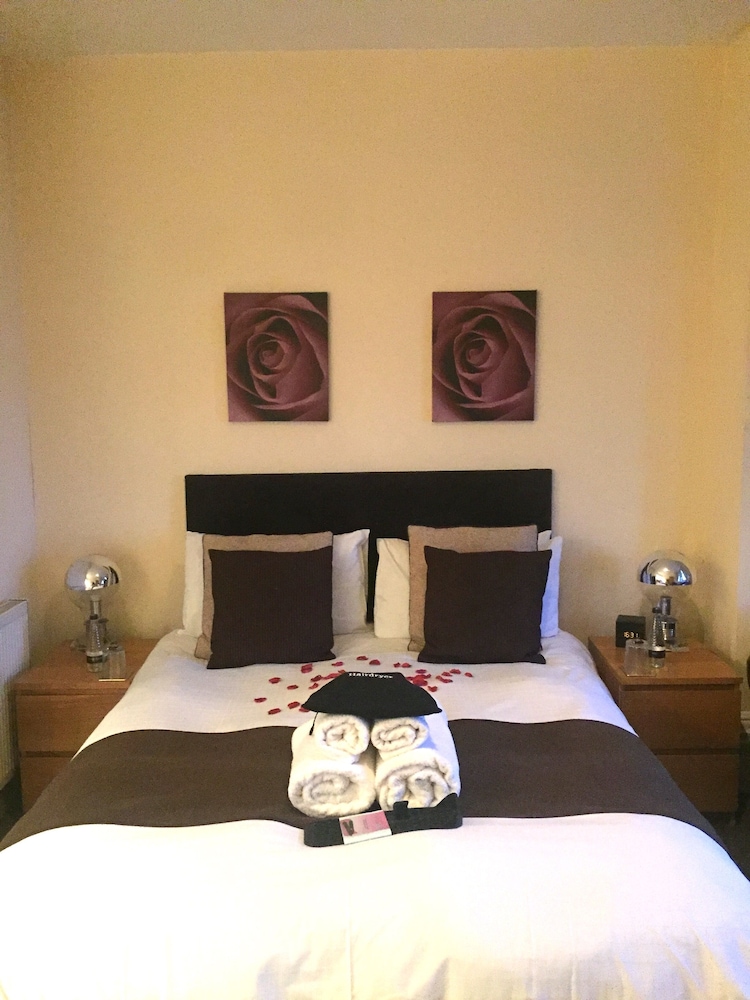 The Carlton Holiday Apartments view 2