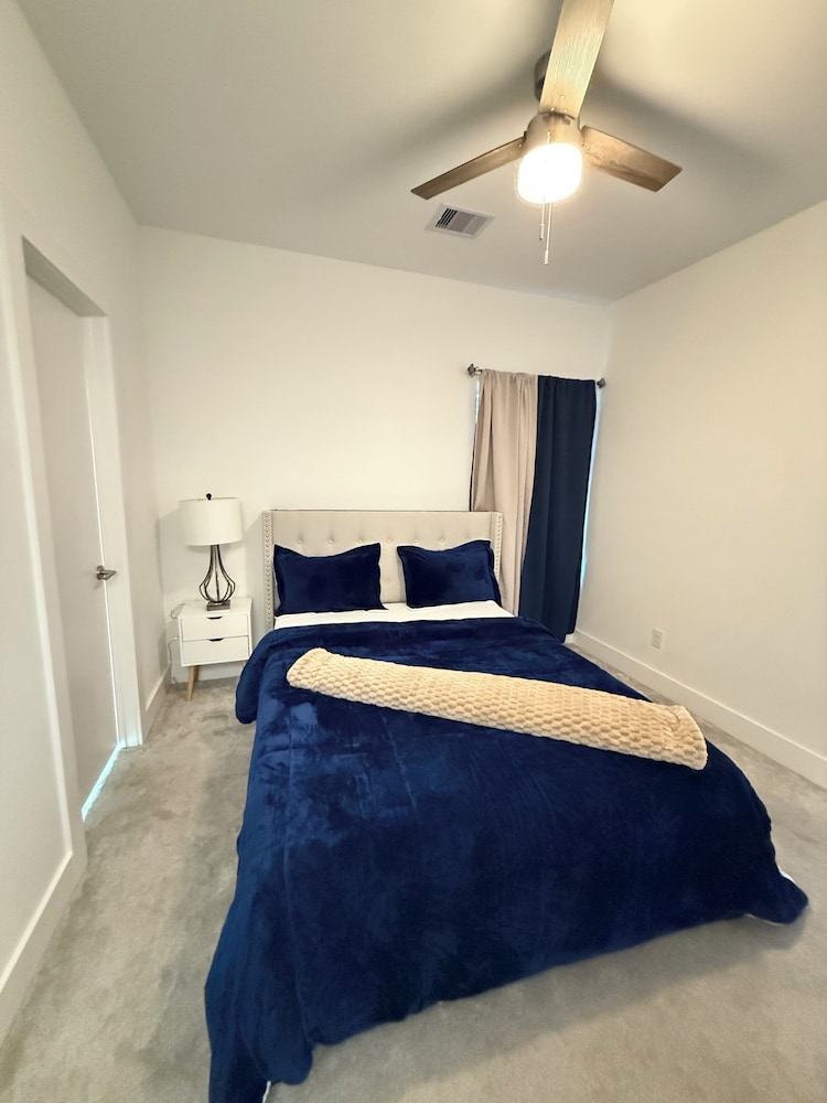 Luxury 3BR for Families Nurses and Group