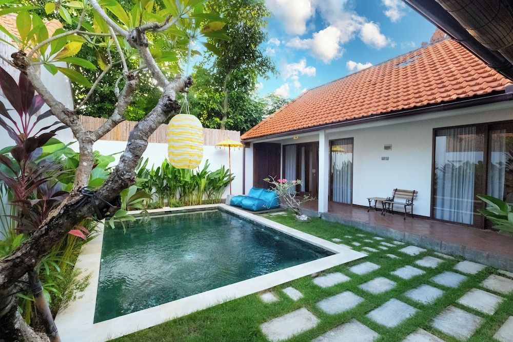 TOSCA VILLAS