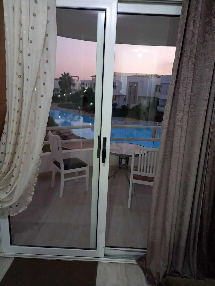Juliee&Meray view 5