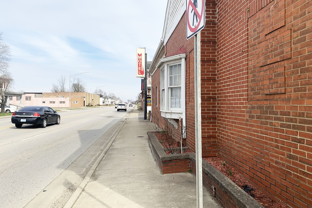 Four Keys Inn