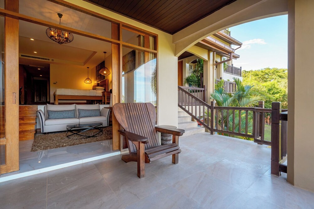 Ocean Pearl Residence