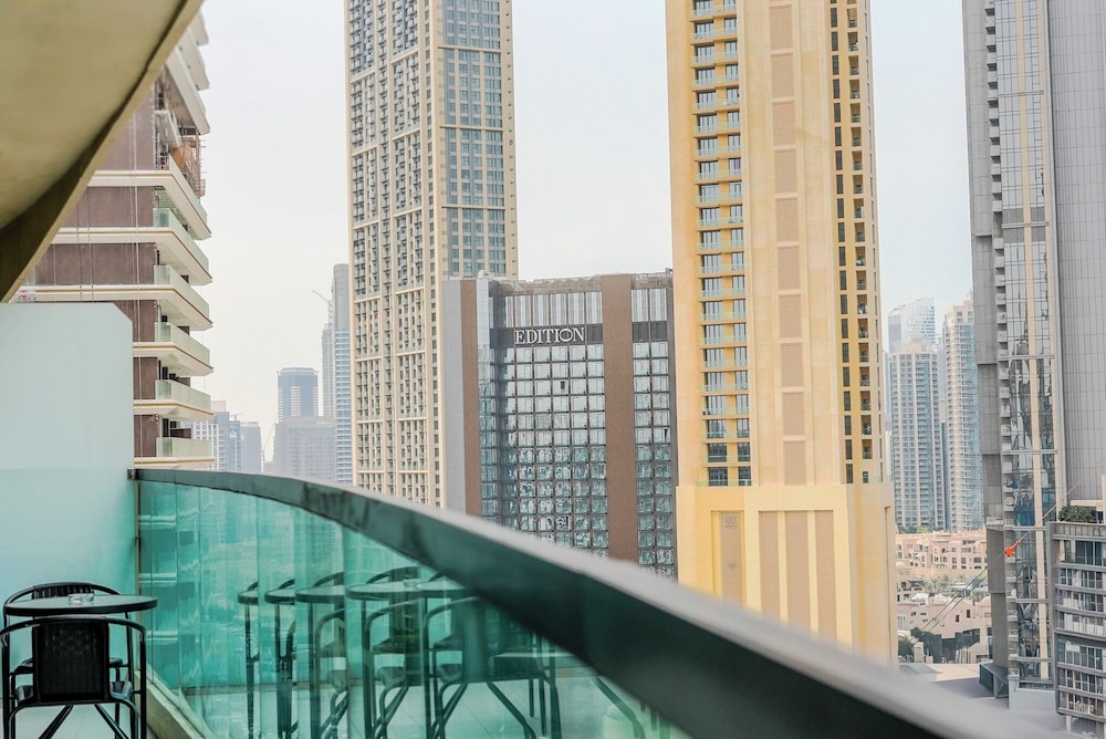 Upper Crest Residences - Downtown Dubai