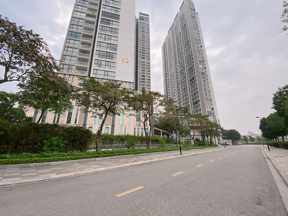 Vinhome SkyLake - Service Apartment