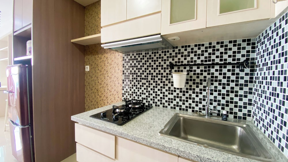 Great City View Studio At Tamansari The Hive Apartment