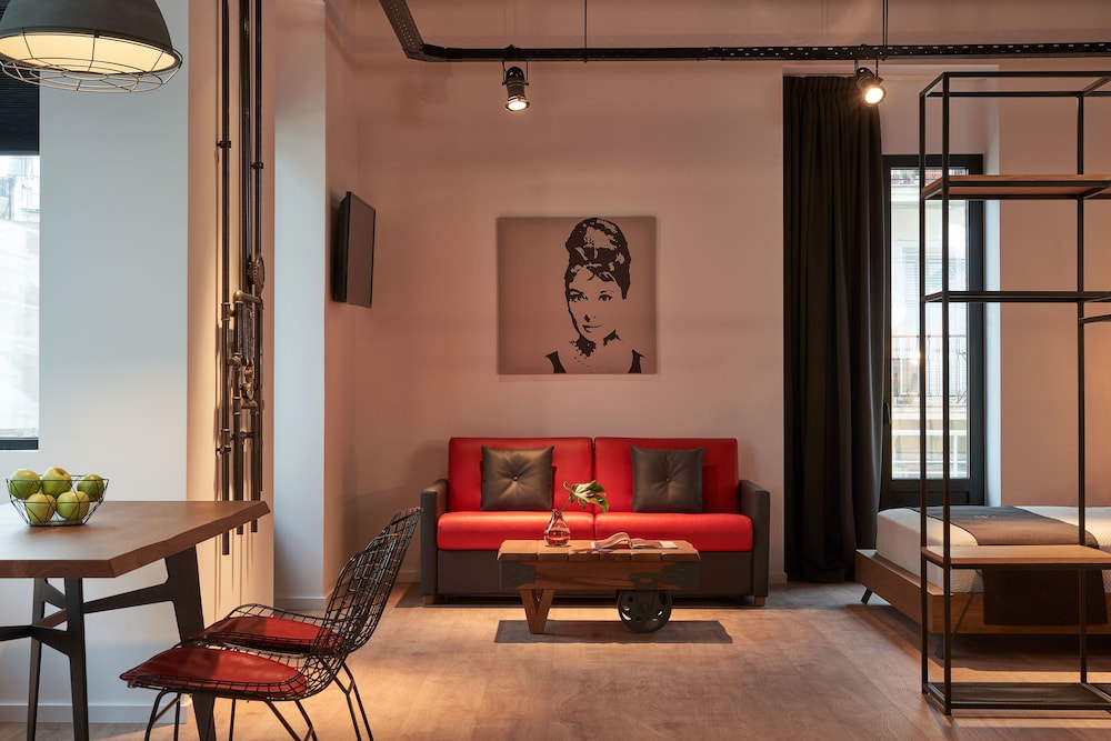 Kolonaki 8 - Design Suites & Lofts