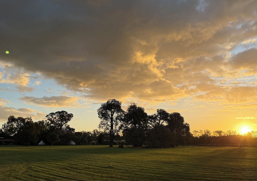REFUGIO Natural Glamping