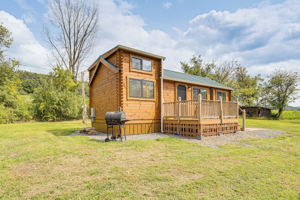5 Mi to Susquehanna Boating! Secluded Log Cabin