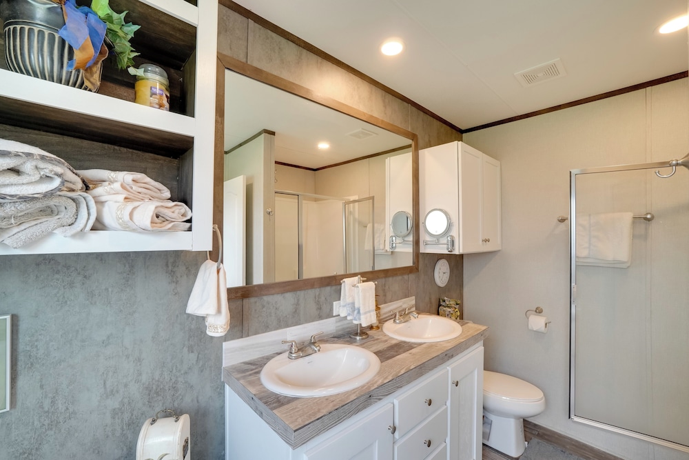 Peaceful Countryside Home w/ Yard in Hawley