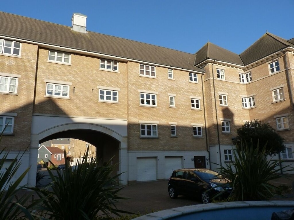 Beachside Apartment view 2