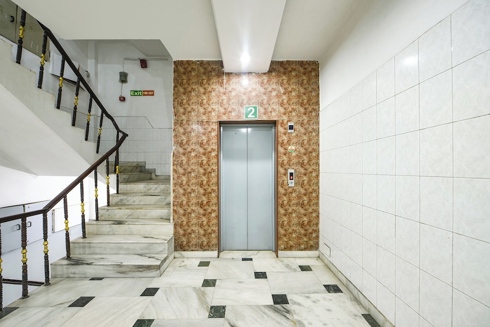 Fabhotel Delhi Darbar