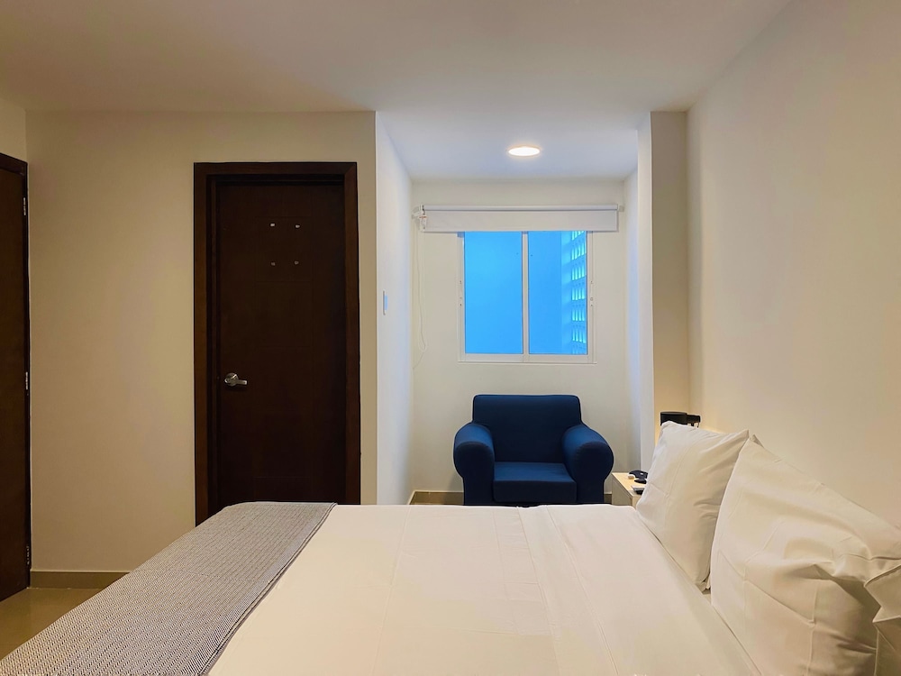 w Breathtaking 2BR w AC in Cartagena