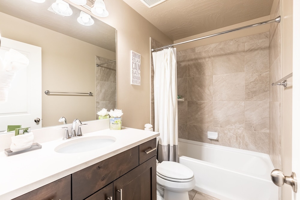 Sand Cove 3 Bedroom Townhouse