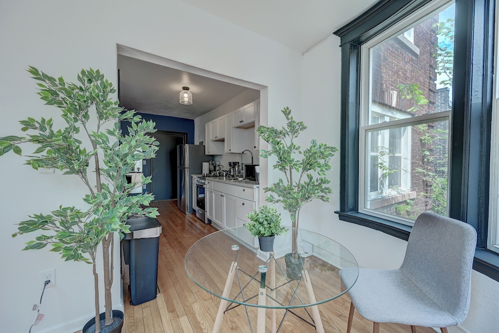 ROVE LIVING/KB - Prospect