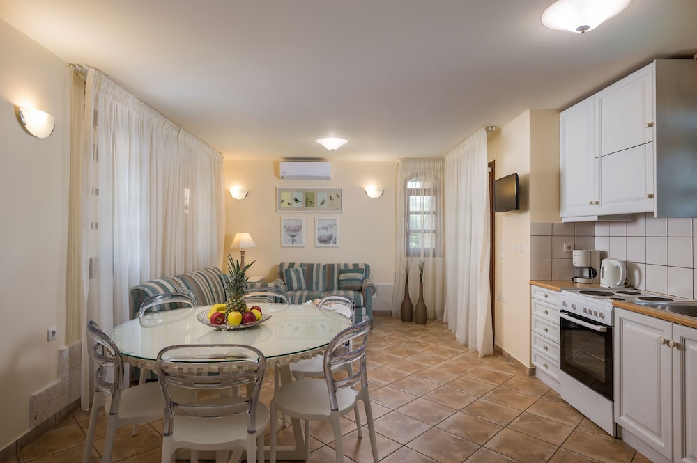 Iason Villas