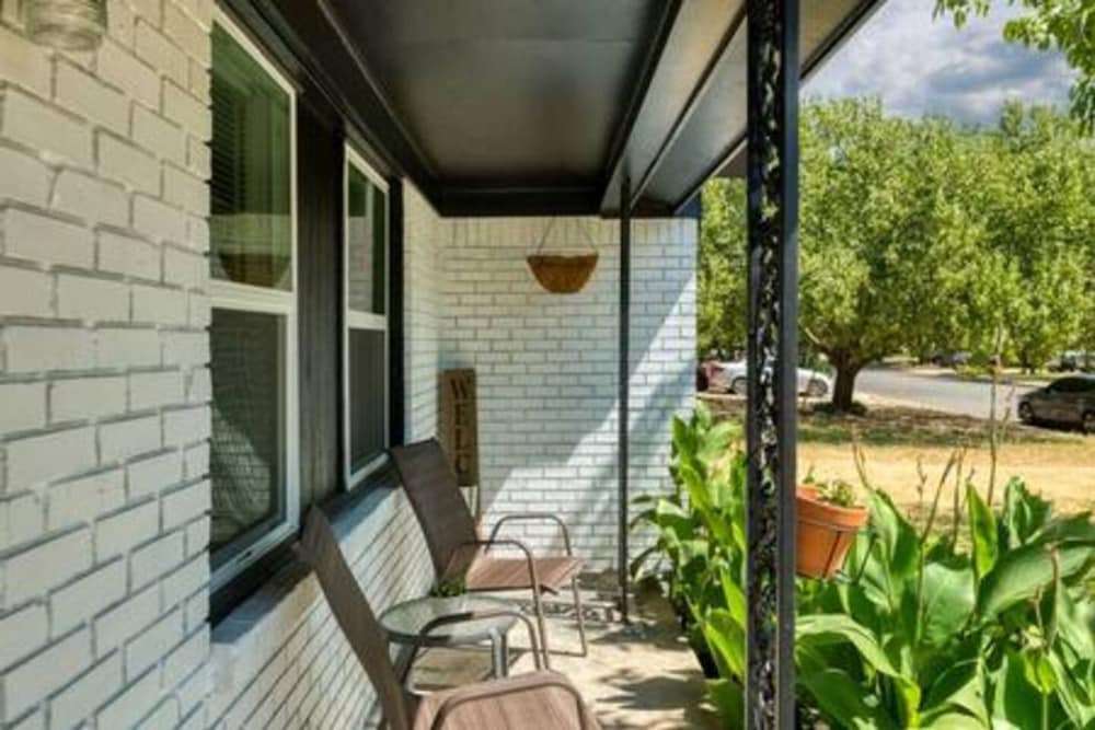 Cozy Spacious Allergy Friendly Retreat - 4BR