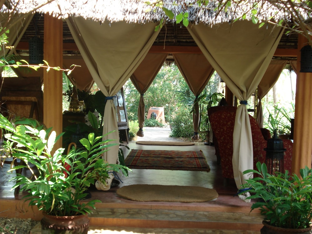 Kinasi Lodge view 2