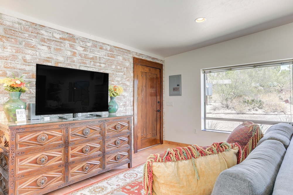 Near Hiking: Mtn-view Tucson Studio Retreat