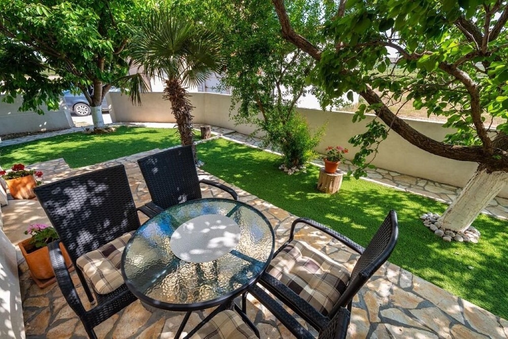 San - Comfortable and Great Location - A1 view 5