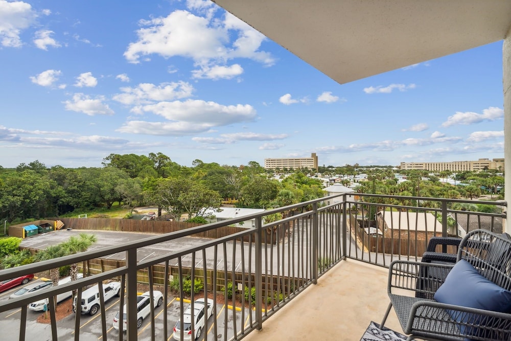 Origin 427 - 1 Bedroom-Partial Gulf View 1 Condo view 3