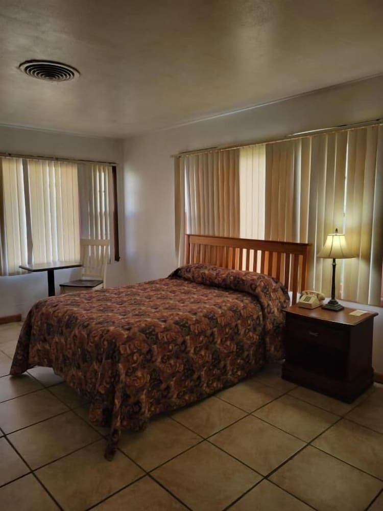 Daniel's Motel