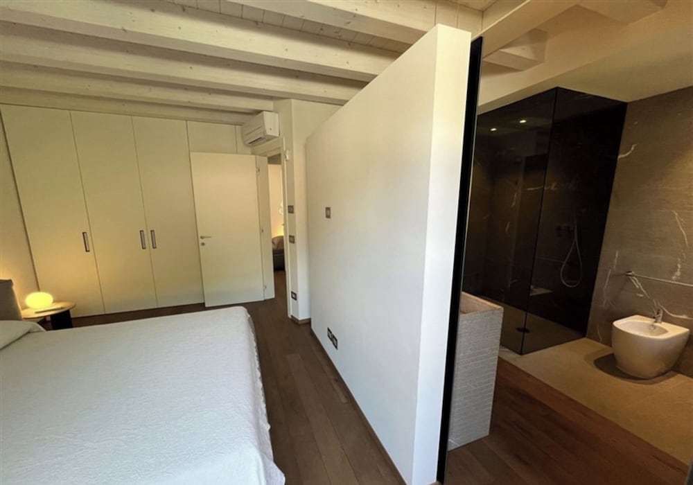 Spacious, Comfortable and Recently Renovated Single Villa in Lignano Riviera