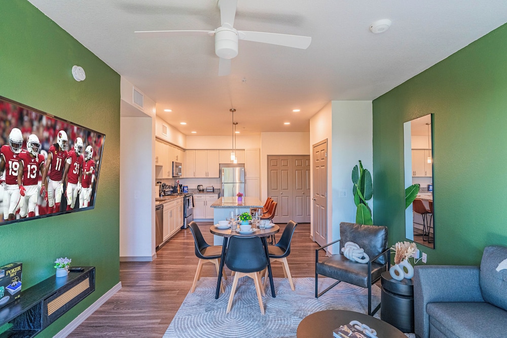 ROVE LIVING/KL - Cardinal 95