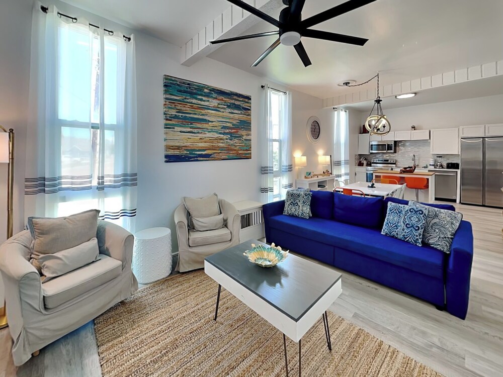The Wave Cave by Silver Sands Vacation Rentals
