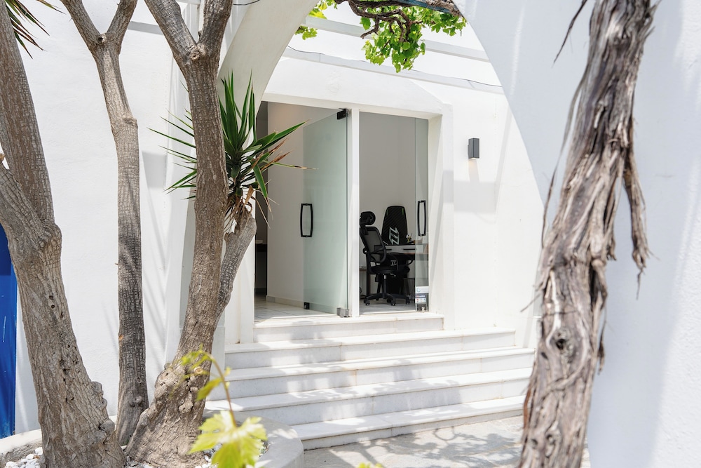 Diamantis studios apartments