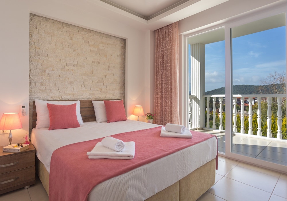 Tala Villa 17 view 3