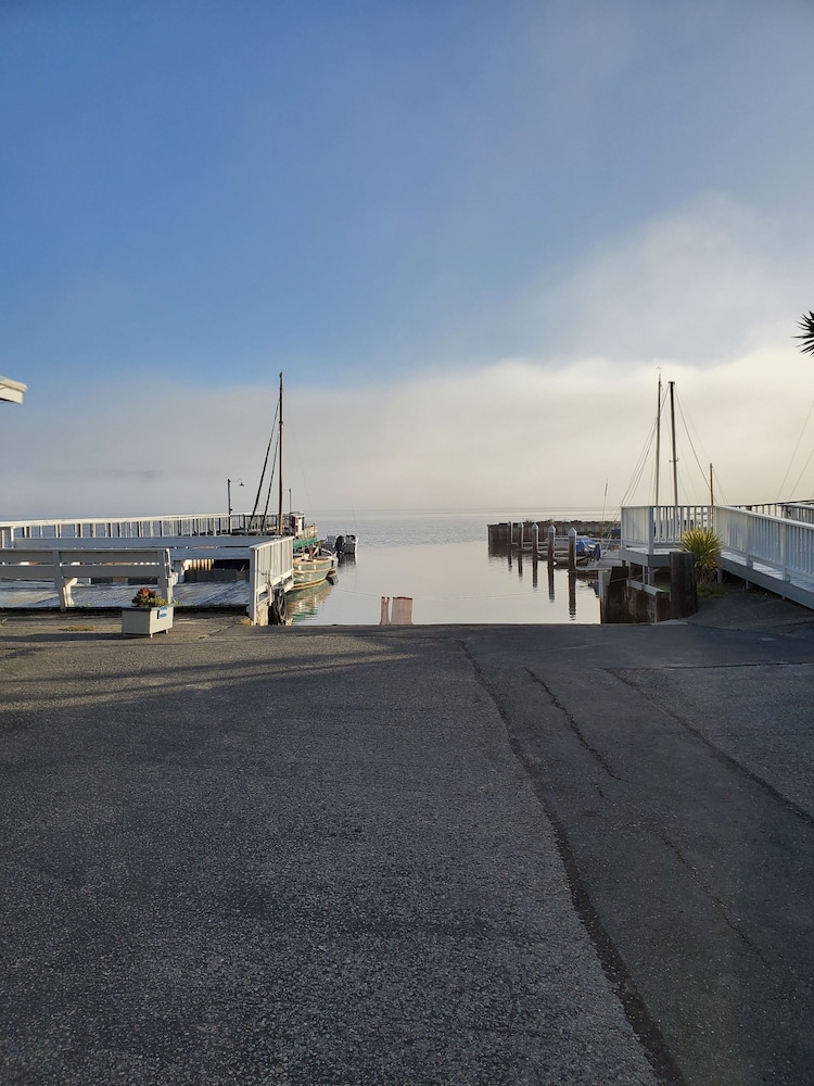 Tomales Bay Resort and Marina view 4