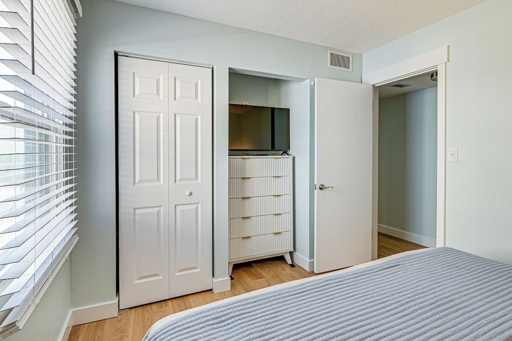 Pool & Beach Access: Scenic Murrells Inlet Condo!