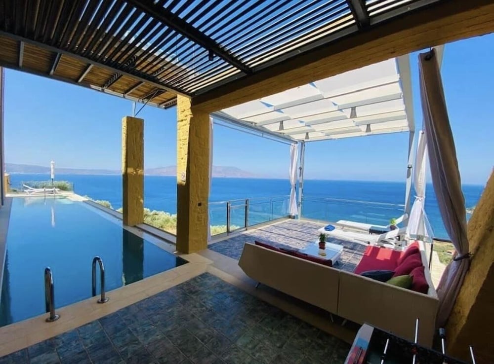 Villa Athina