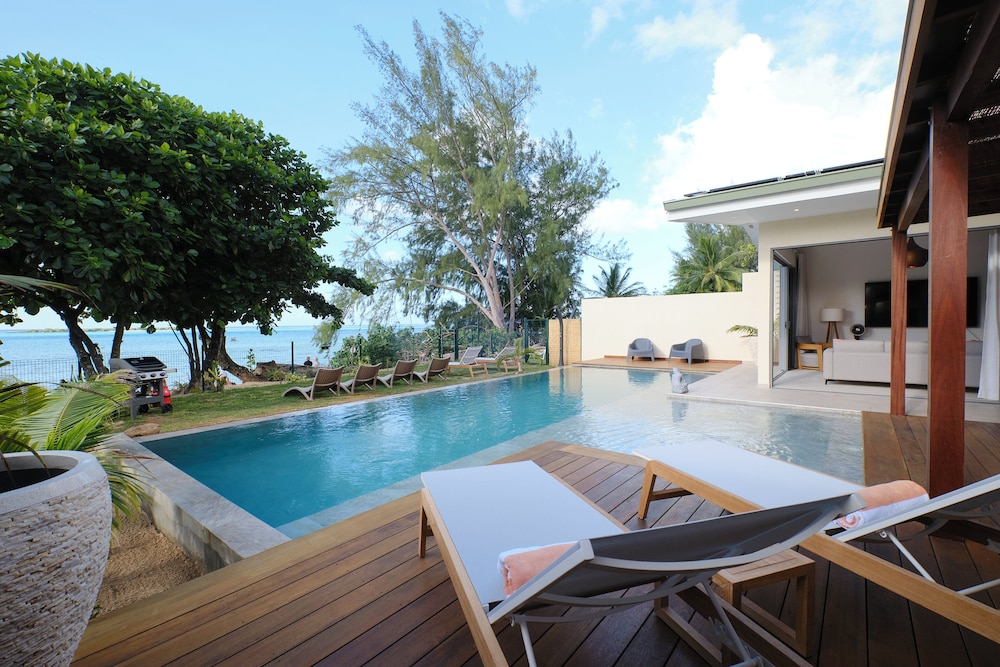Moorea Beach Villas