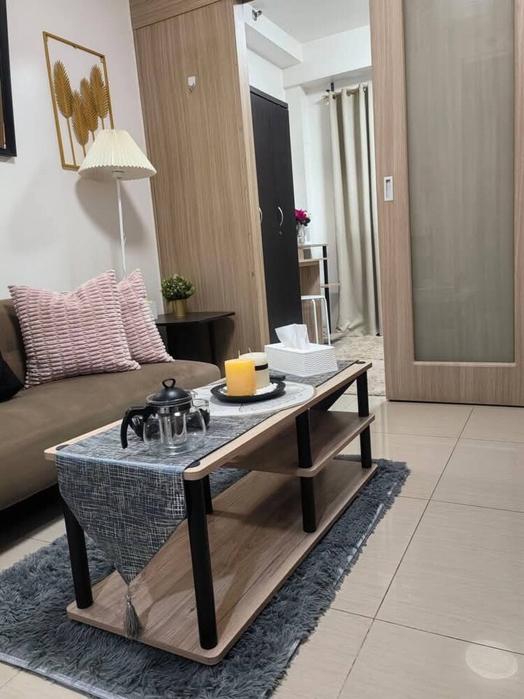 The Golden Shore Suites