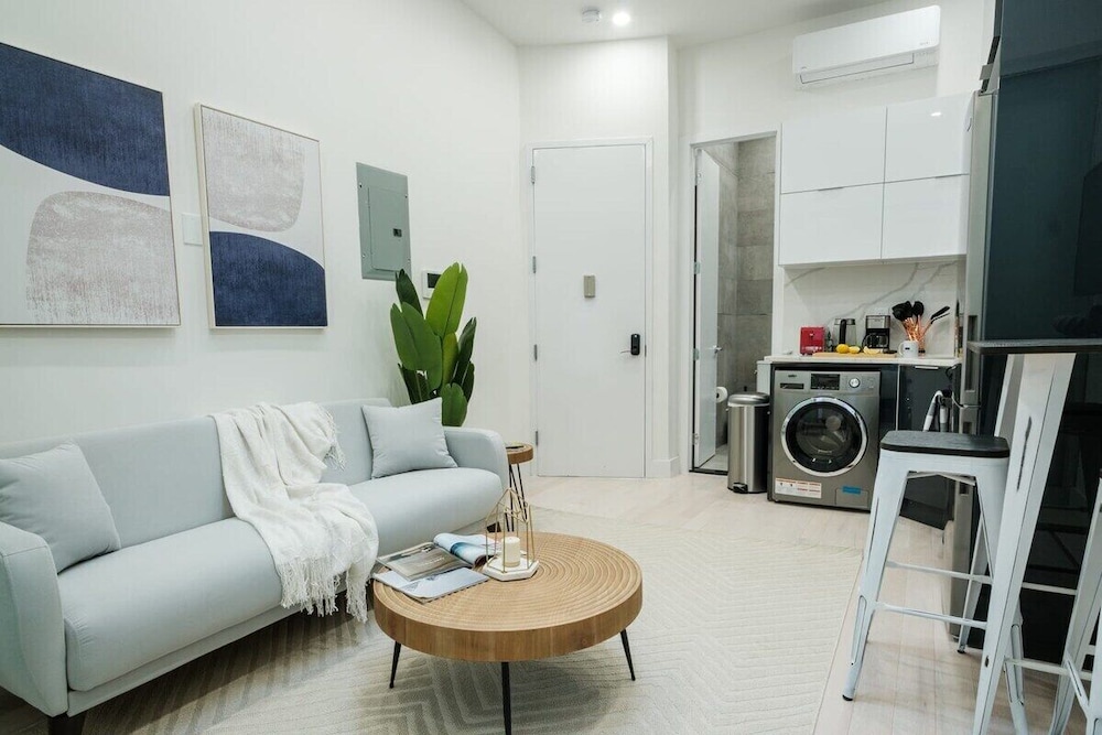 317 UES Apartments