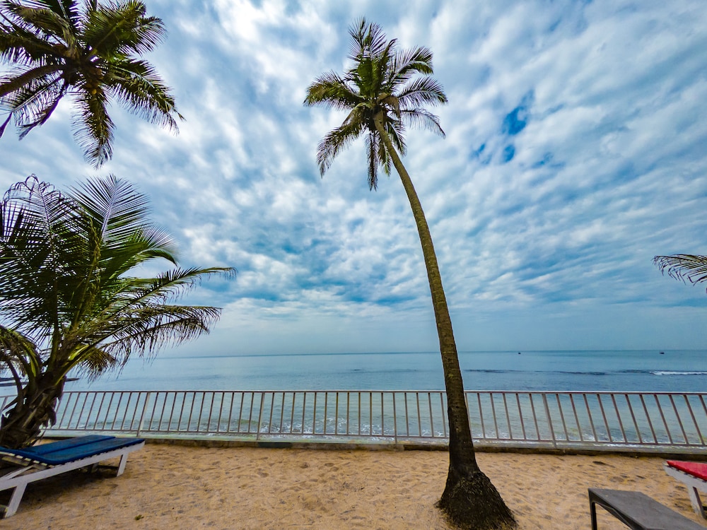 Vista Praia Beachfront Cottages
