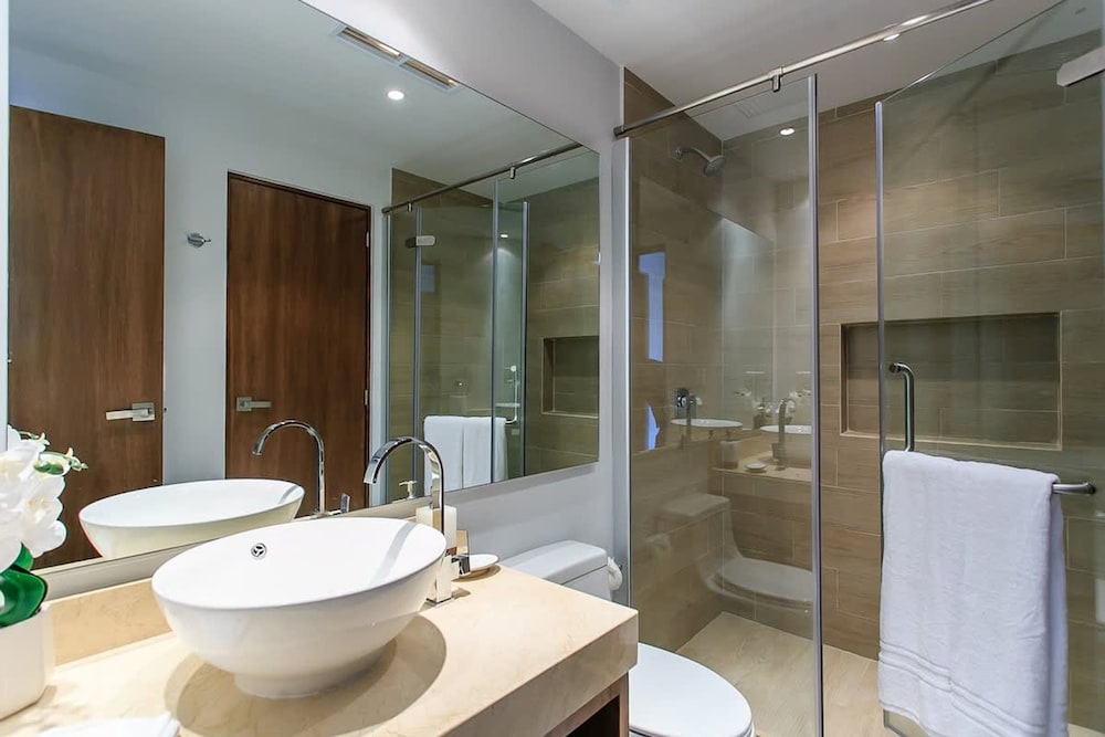 Aldea Zama Penthouse w Private Rooftop Jacuzzi