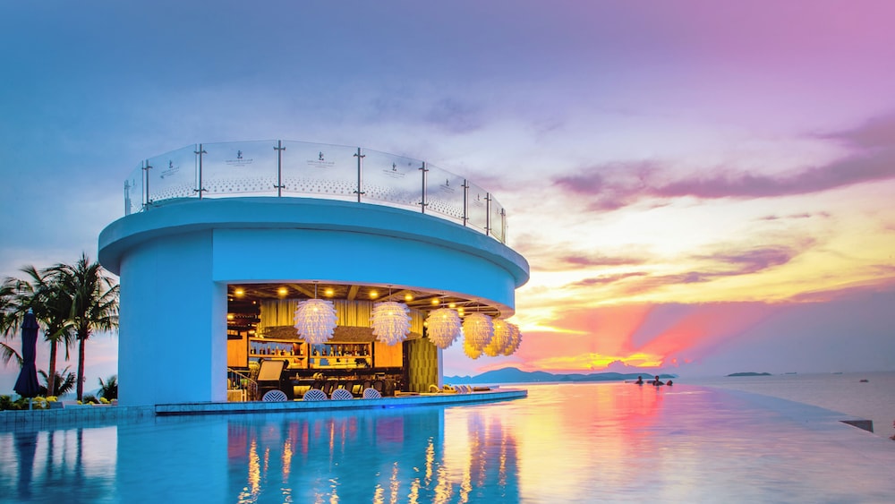 Royal Cliff Beach Hotel Pattaya