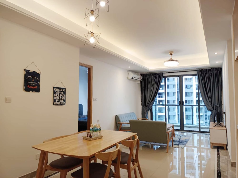 R&F TrexHomestay