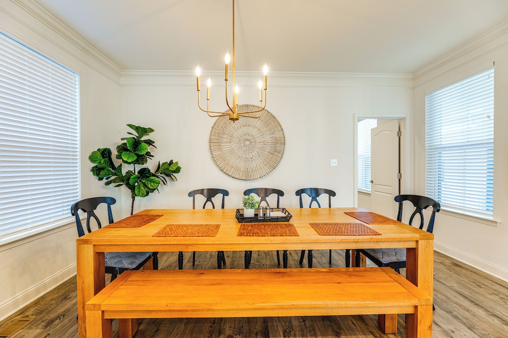 Shuttle to Bethany Beach: Stylish Home w/ Perks!