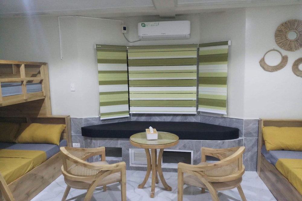 Michael's Homestay - Farm Villa near Patar Beach & Bolinao Falls